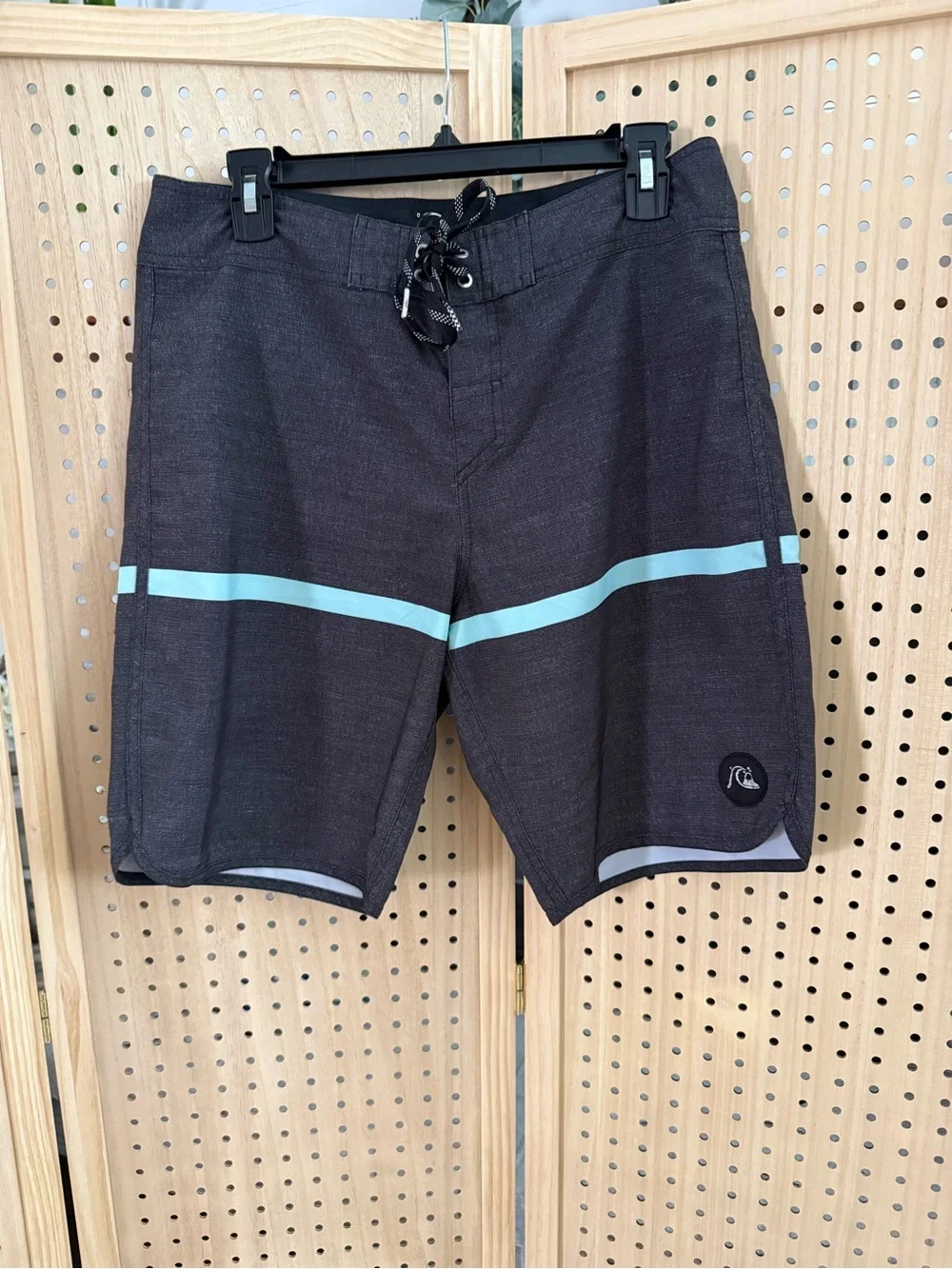 Under Armour/Quiksilver  Men’s Black Swim Board Shorts